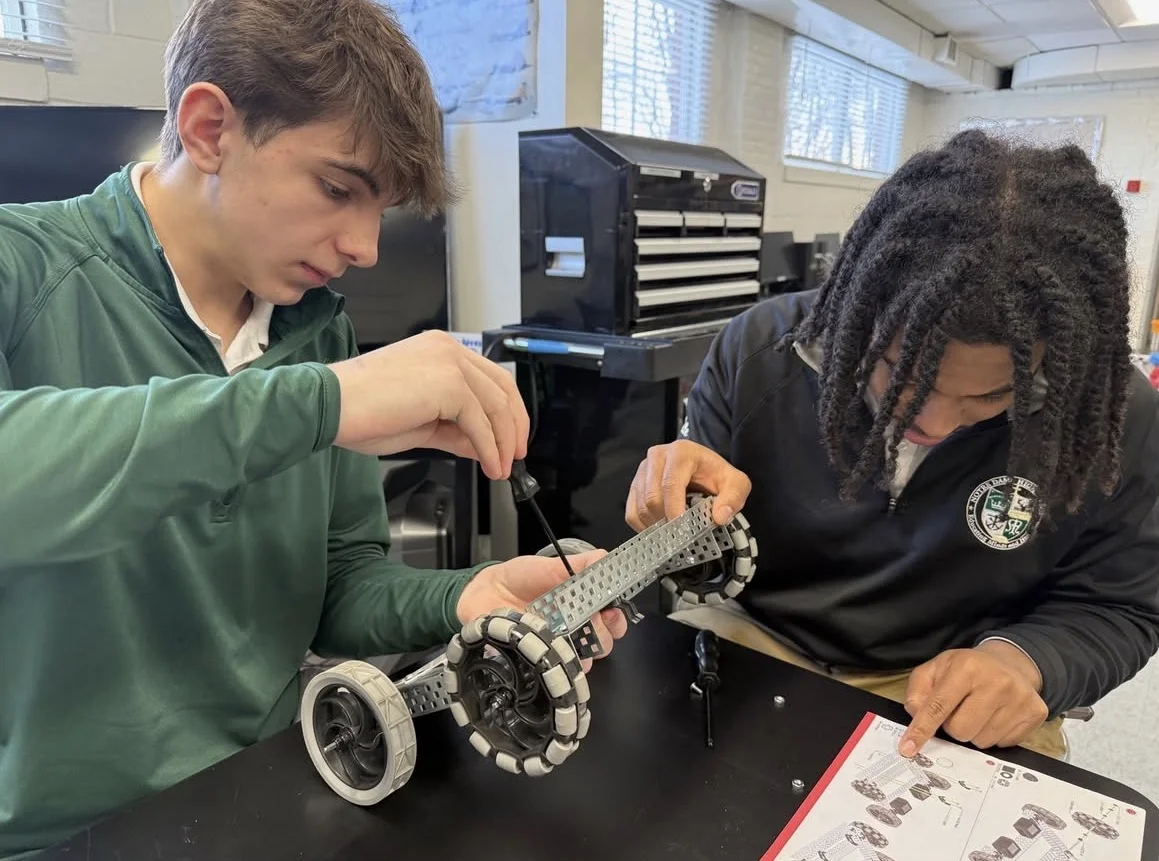 College Prep Academics & IB Program in Connecticut | Notre Dame High School