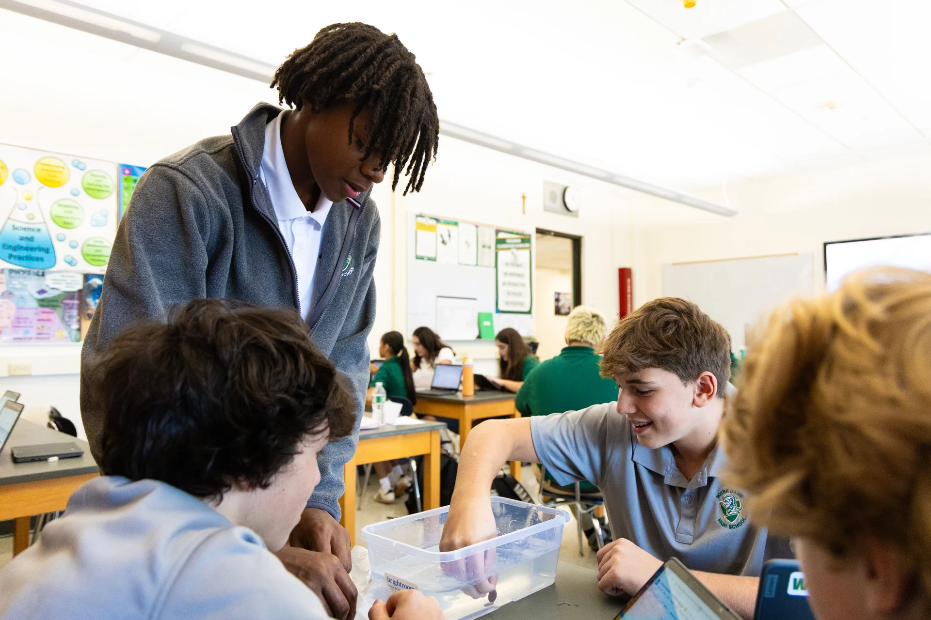 At Notre dame Academics Means Innovation  Notre Dame challenges students to become flexible and independent 21st century learners through rigorous study, innovative teaching practices, and personalized exploration. Our academics prepare students for life beyond high school.  Learn more